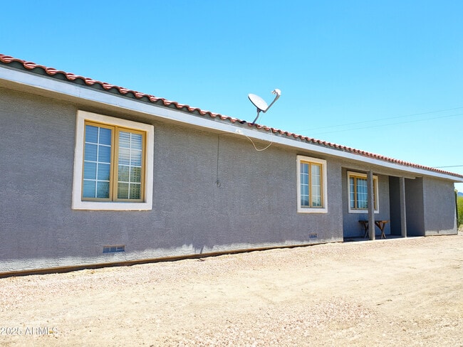 Building Photo - 69762 Old Bell Rd