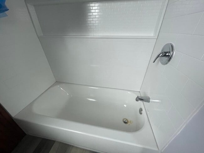 Building Photo - 41-43 Central St