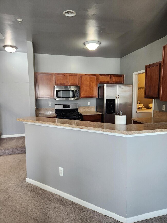 Building Photo - 23668 Northstone Village Dr