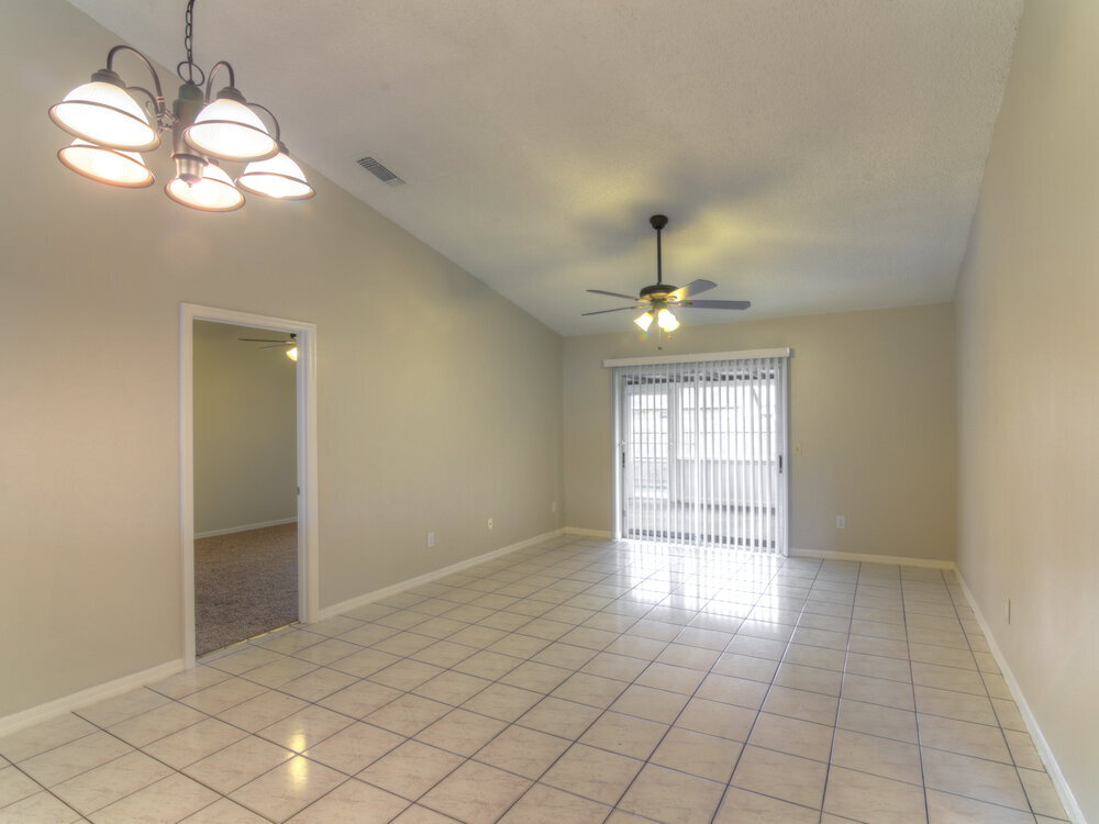Building Photo - 1247 Holly Springs Cir