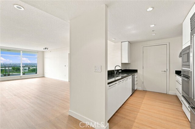 Building Photo - 3141 Michelson Dr