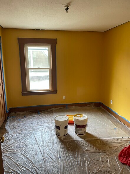 Building Photo - 121 Bonney St