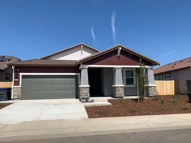 Building Photo - Brand NEW 4 bedroom 1 story home Rancho Co...