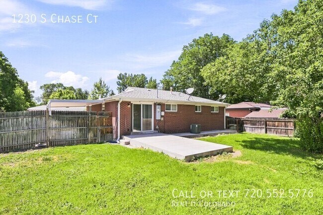 Building Photo - 1230 S Chase Ct