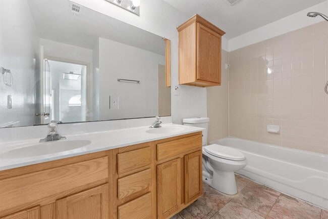 Building Photo - 4712 Ramies Run