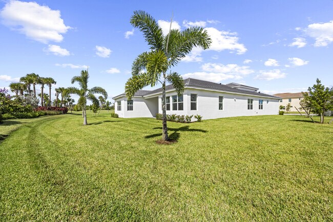 Building Photo - 14421 Spruce Pne Dr