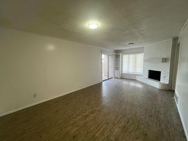 Building Photo - 4319 53rd St