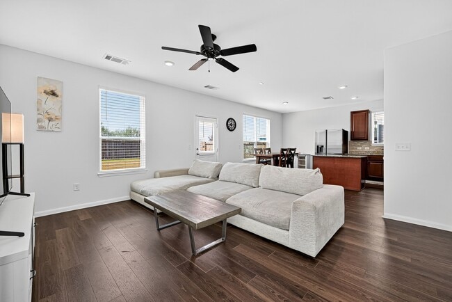 Building Photo - 17843 Plow Horse Ln