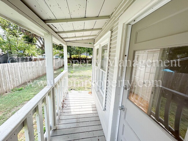 Building Photo - 1407 N Preston St