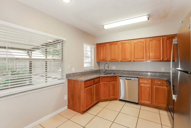 Building Photo - 4943 Cypress Trace Dr