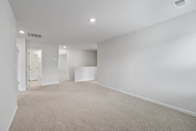 Building Photo - 4 BD, 2.5 BA, 2 Car Garage, Home Office - Easy Access to Highway SC-101 and 290