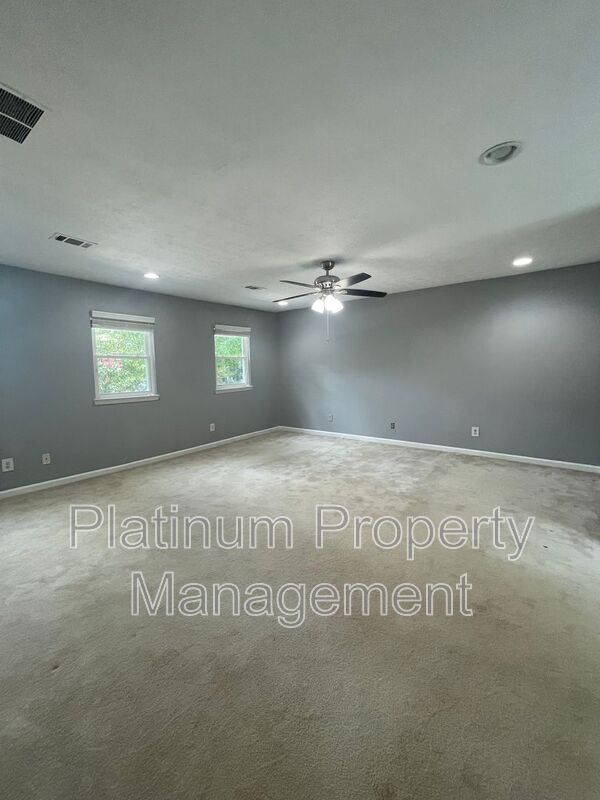 Building Photo - 3757 Peachtree Corners Cir