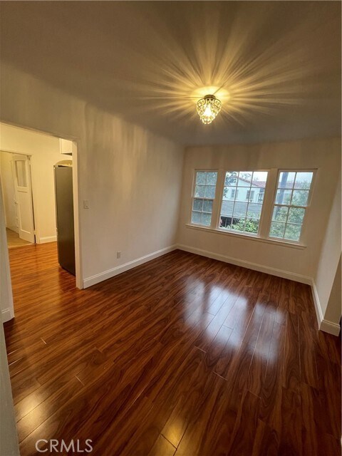 Building Photo - 815 E 36th St