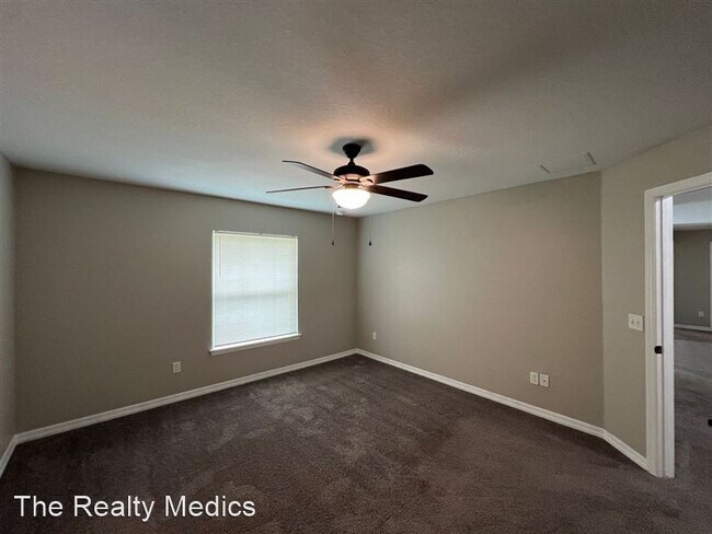 Building Photo - 219 Malauka Loop