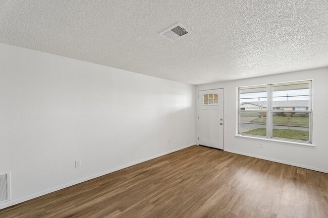 Building Photo - 8432 NW 92nd St