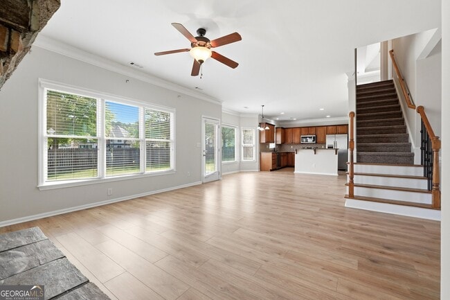 Building Photo - 715 Arbor Cove