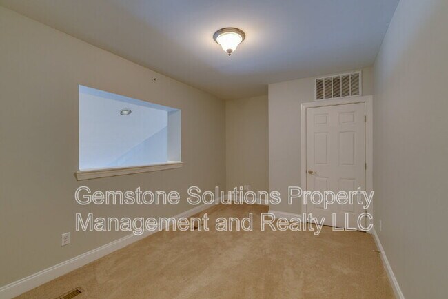 Building Photo - 3201 Aspen Grove Dr