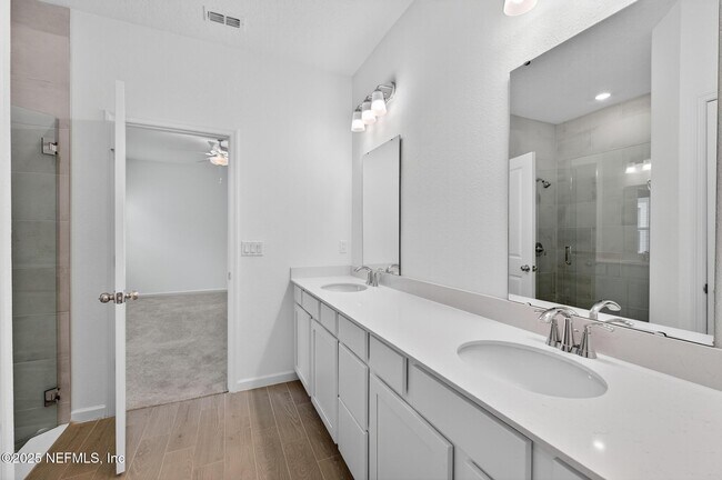 Building Photo - 7159 Pine River Ct