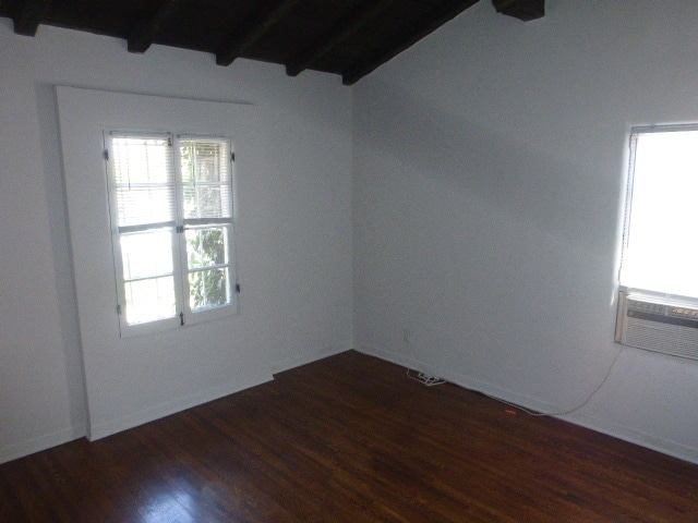 Master B/R with A/C - 717 S Cochran Ave