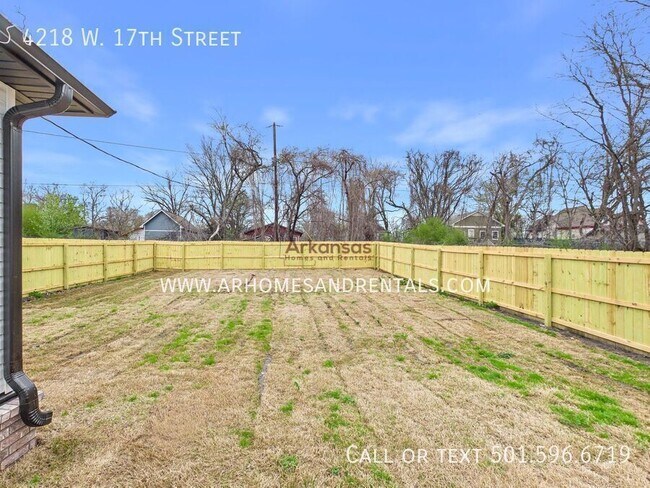 Building Photo - 4218 W 17th St