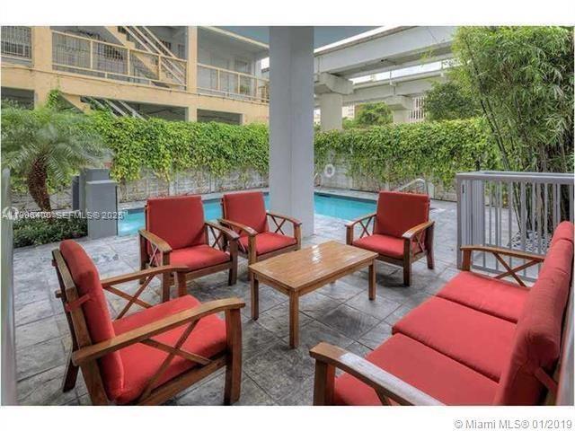 Building Photo - 234 NE 3rd St