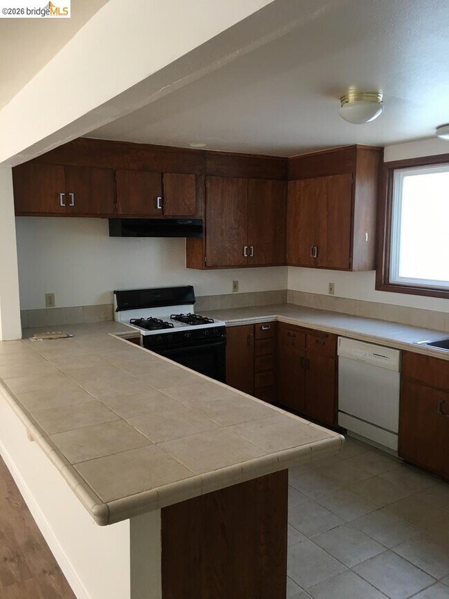 Building Photo - 1641 Walnut St