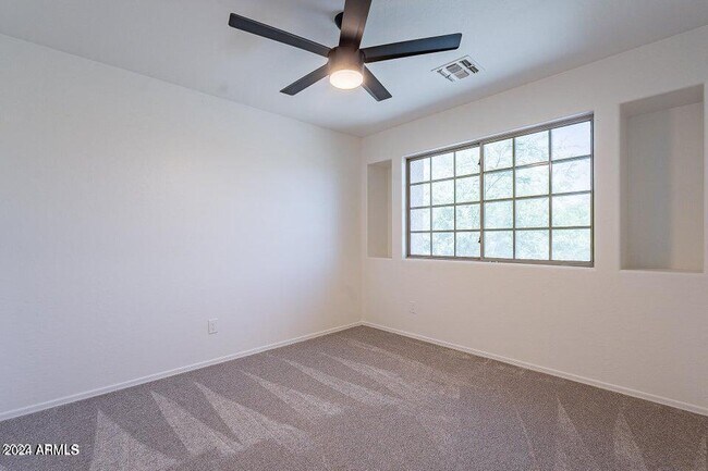 Building Photo - 20858 N 90th Ave