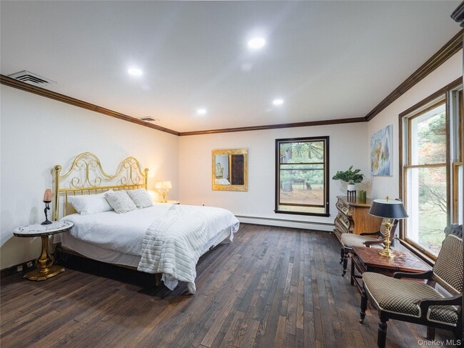 Building Photo - 11 Geralind Dr