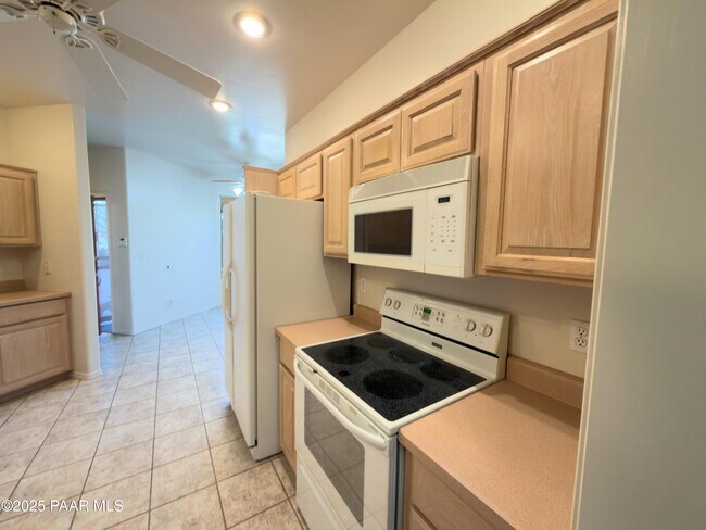 Building Photo - 2276 Sumac Ct