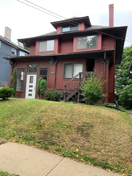 Gorgeous Curb Appeal. - 5832 Phillips Ave
