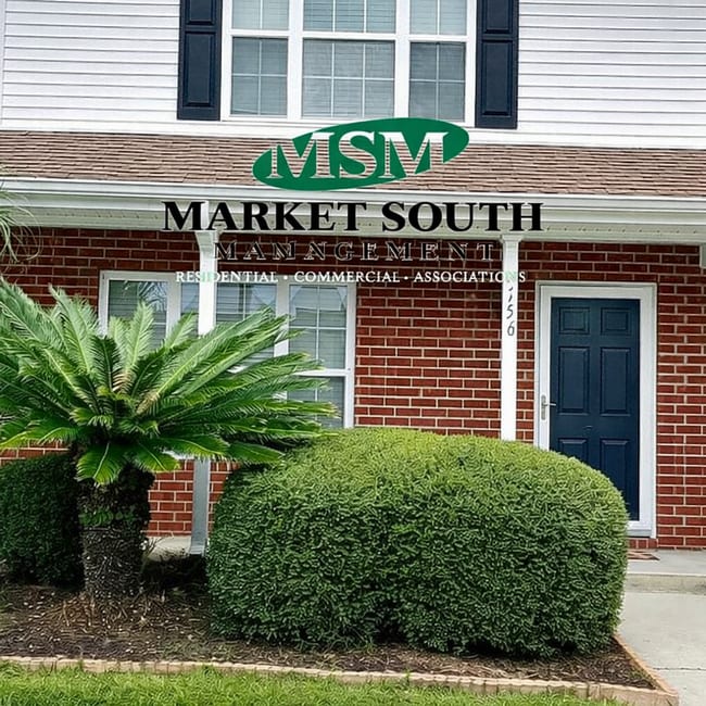 Building Photo - Townhome In Harmony Townes