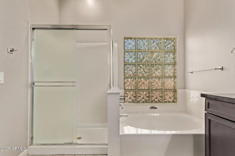 Building Photo - 15461 S 47th Pl