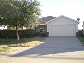 Building Photo - 9957 George Washington Dr