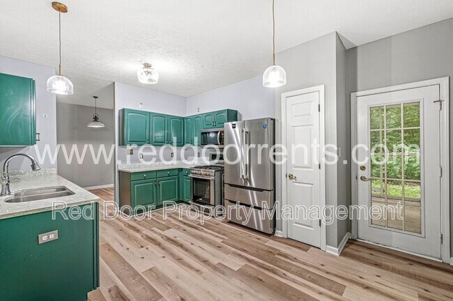 Building Photo - 5841 Hornbean Ct