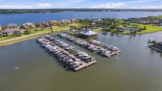 Building Photo - 920 Tidewater Shores Loop