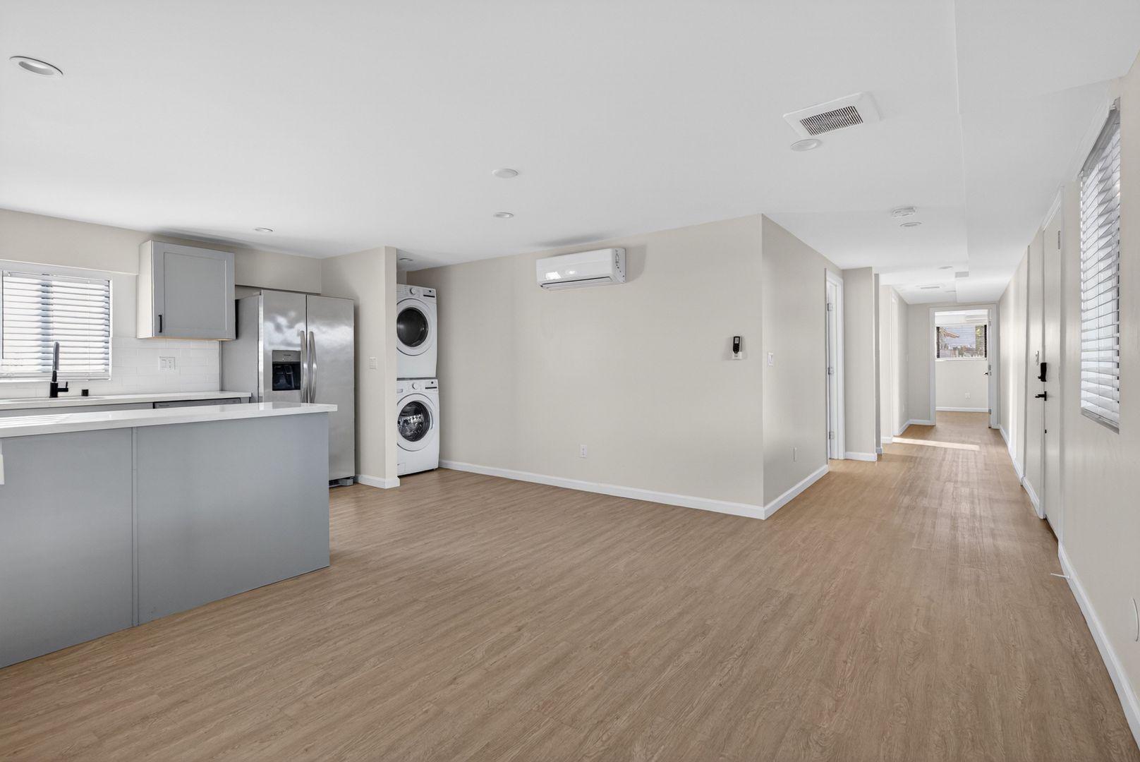 Building Photo - 1751 Cabrillo Ave