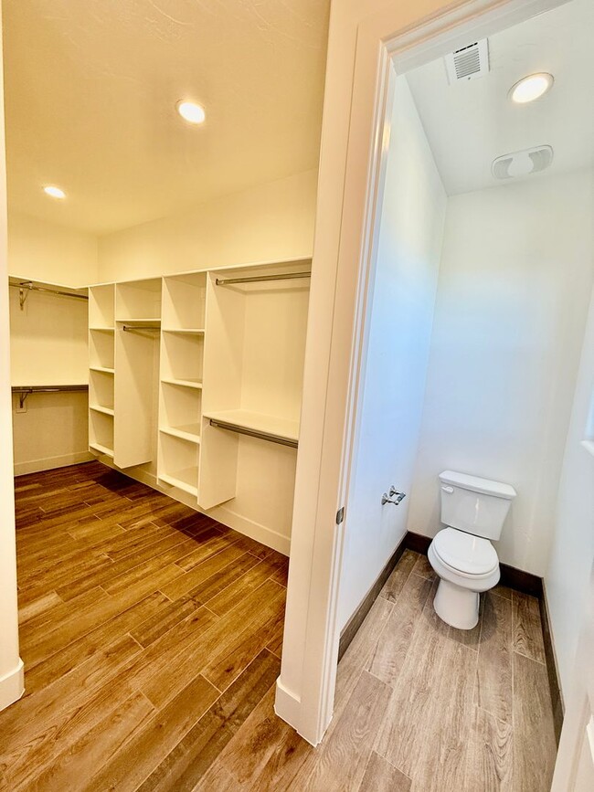 Building Photo - Brand New Four-Bedroom Home in Hurricane