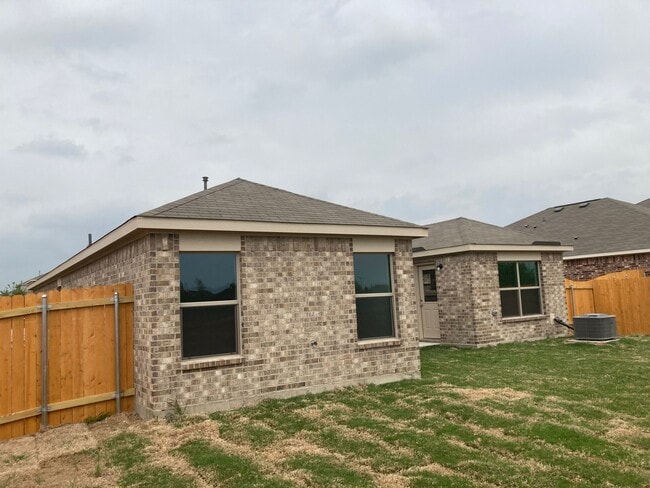 Building Photo - 3007 Boran Dr