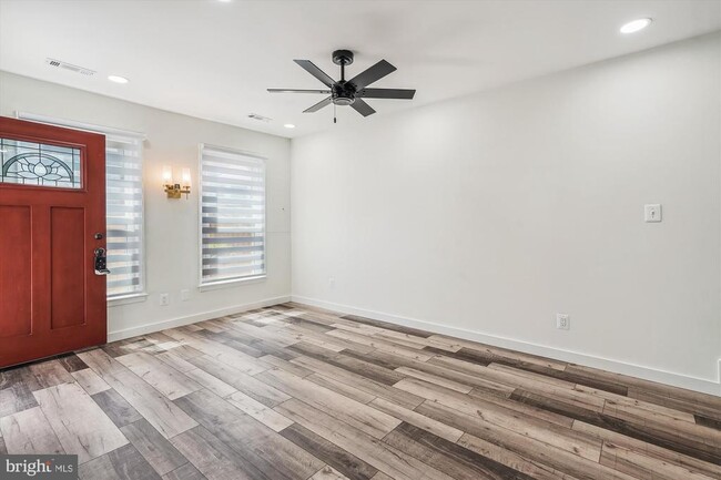 Building Photo - 6010 Sunset Ridge Ct