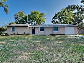 Building Photo - 2816 Commanche Ave