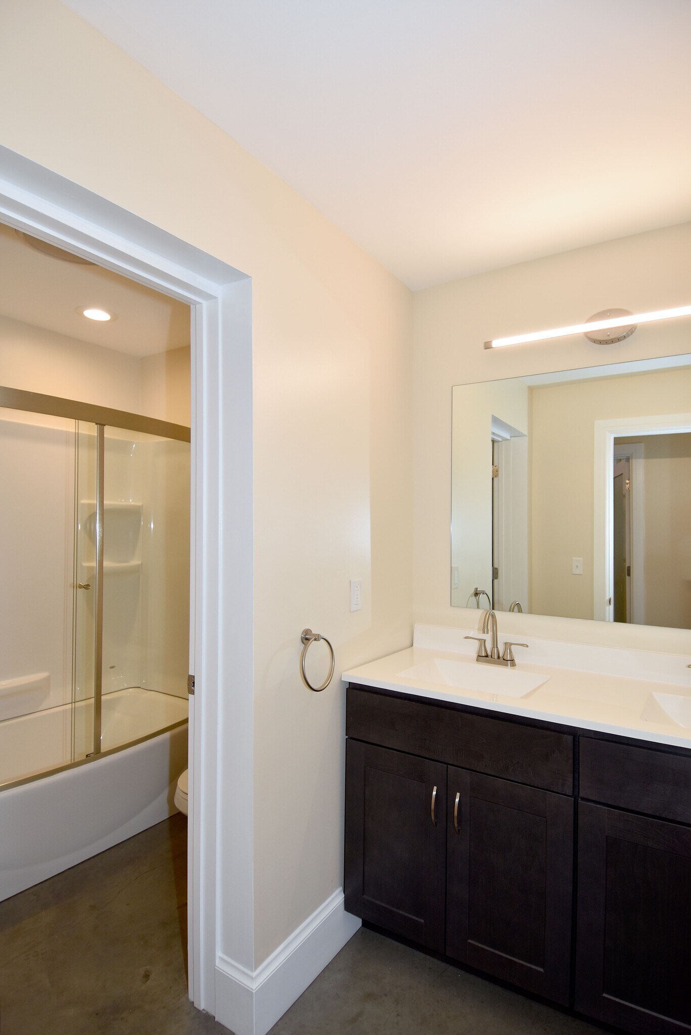 Bathroom with full tub - 2301 Mission St