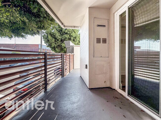 Building Photo - 1538 Purdue Ave