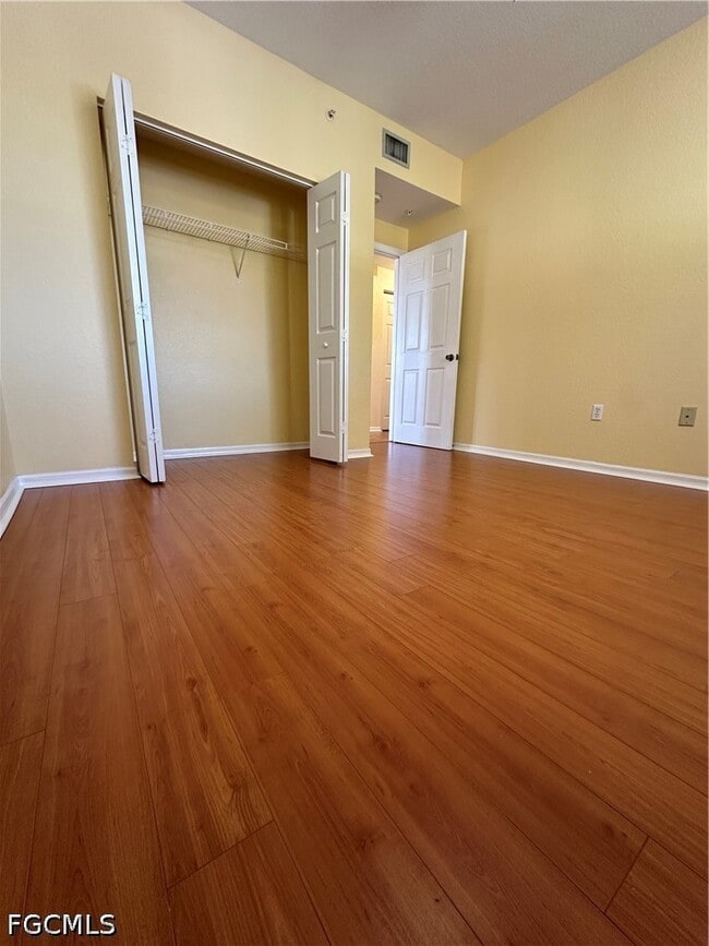 Building Photo - 6361 Aragon Way