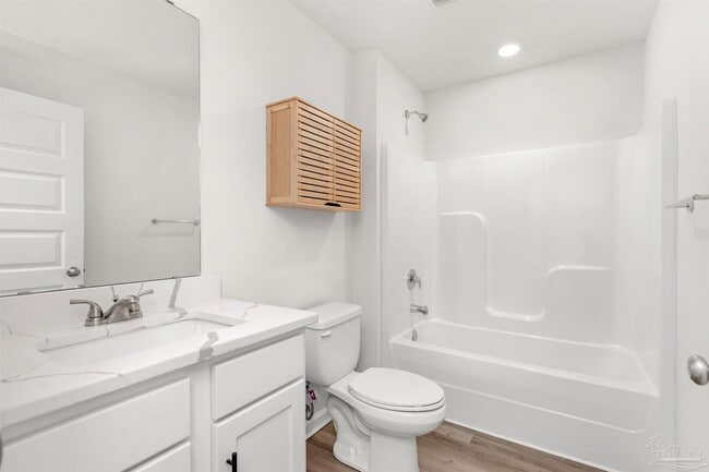 Building Photo - 5277 Peach Dr