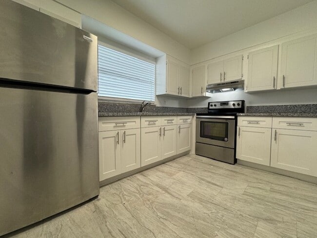 Building Photo - 3730 SW 59 Ave Davie FL, FL 33314