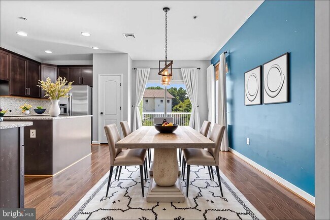 Building Photo - 8317 Horned Owl Ln