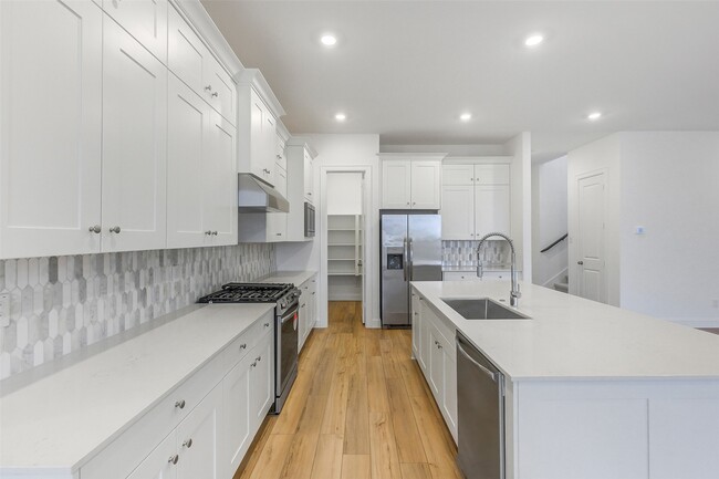 Building Photo - 4639 Sleepy Retreat Trl