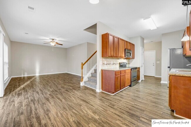 Building Photo - 143 Springhaven Dr