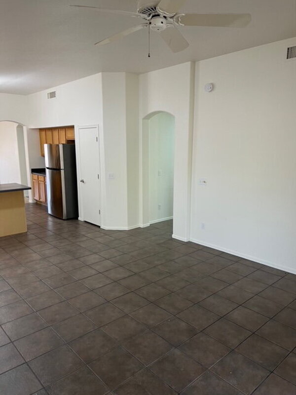 Building Photo - 8944 E Red Mountain Ln