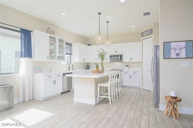 Building Photo - 5073 Rimini Ave